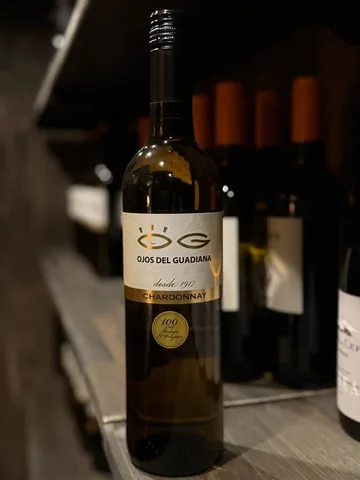 Ojos del Guadiana Chardonnayのボトル