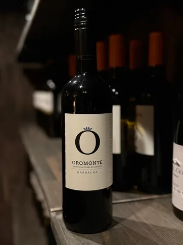 Oromonte Garnachaのボトル